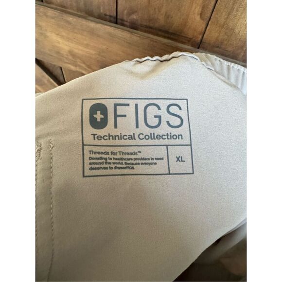 FIGS Tan / Beige Scrub Cairo Cargo Pants, Men’s XL - Picture 10 of 10